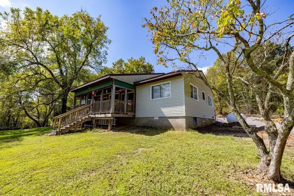 Elizabethtown, IL 62931,160 S Iron Furnace RD