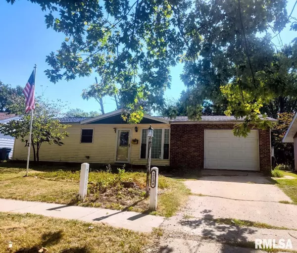 2134 W LAWRENCE AVE, Springfield, IL 62704