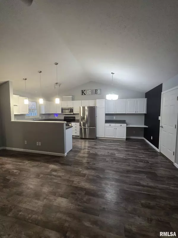 Springfield, IL 62712-8397,2604 WARRIOR BLVD