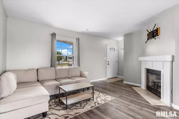 Springfield, IL 62707,3909 MCCORMICK DR