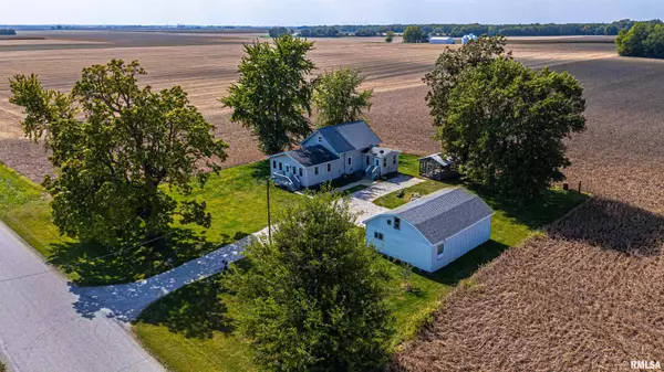 2179 1275th AVE, Lincoln, IL 62656