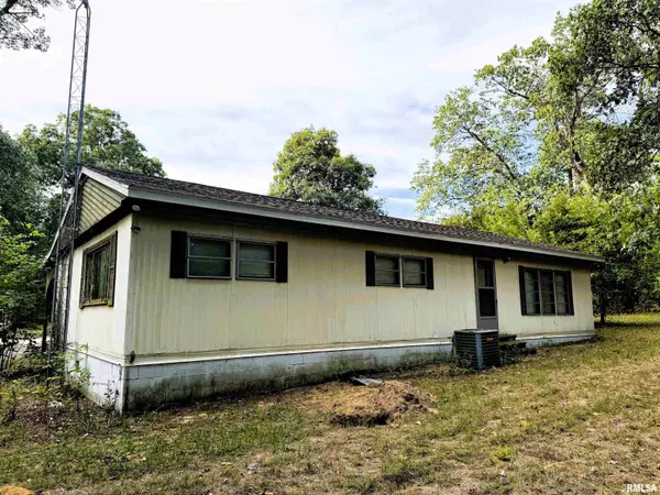 20215 County Road 1500 N RD, Havana, IL 62644