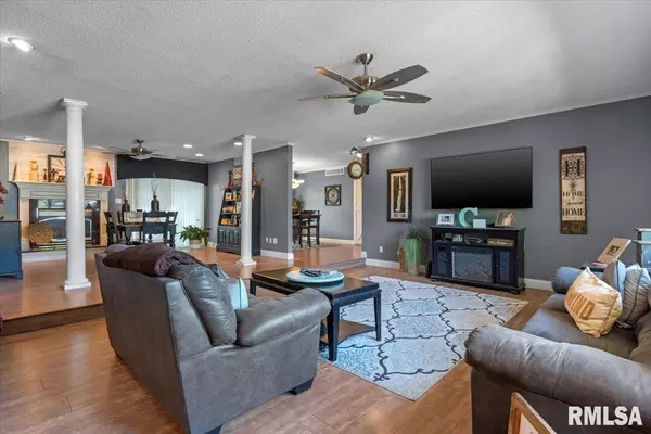 Springfield, IL 62704,2608 Cardifs AVE