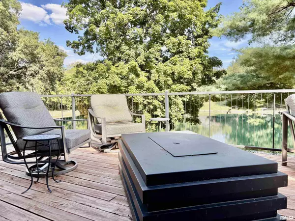 Jacksonville, IL 62650,304 Carobeth CIR