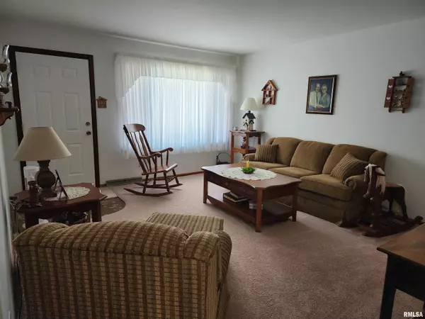 Atlanta, IL 61723,503 NE 1ST ST