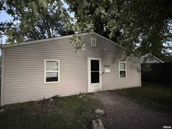 2828 HOOVER ST, Springfield, IL 62703