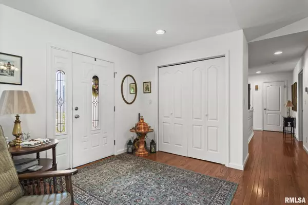 Sherman, IL 62684,355 Turtle Dove DR