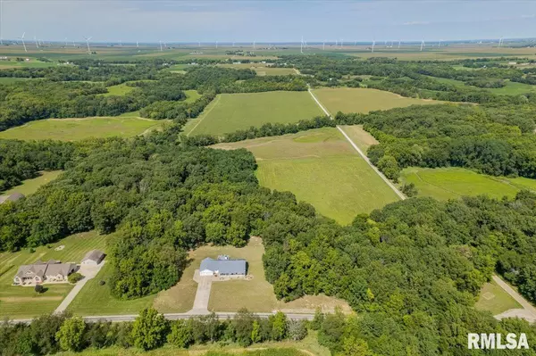 Clinton, IL 61727,5897 COUNTRY MEADOW LN