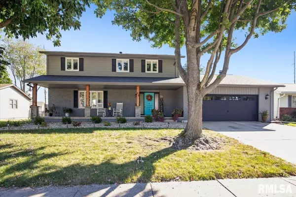 28 RED OAK LN, Springfield, IL 62712