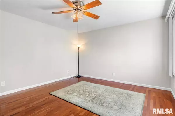 Springfield, IL 62702,1900 CAMDEN RD