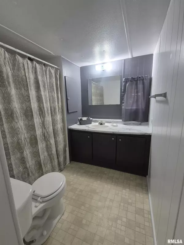 Ashland, IL 62612,2291 Elevator AVE