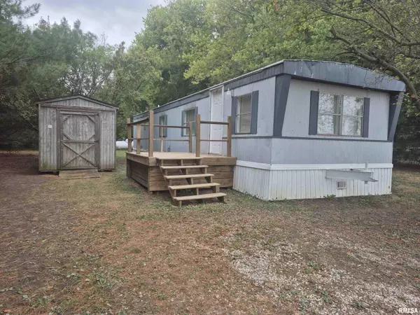 2291 Elevator AVE, Ashland, IL 62612