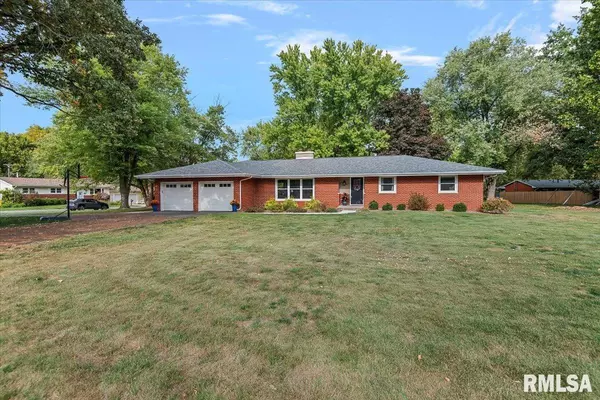 Pleasant Plains, IL 62677,511 E State Route 125