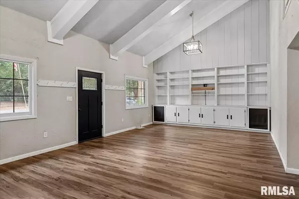 Jacksonville, IL 62650,1924 CEDAR ST