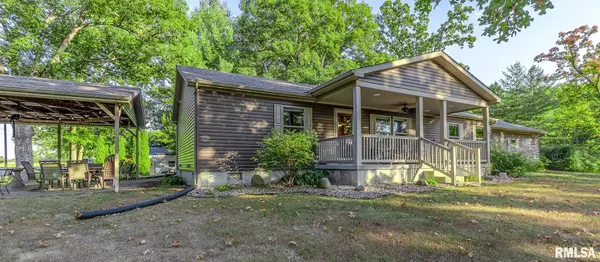 Carlinville, IL 62626,16872 CIRCLE DR