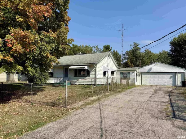 Henderson, IL 61439,207 S STATE ST