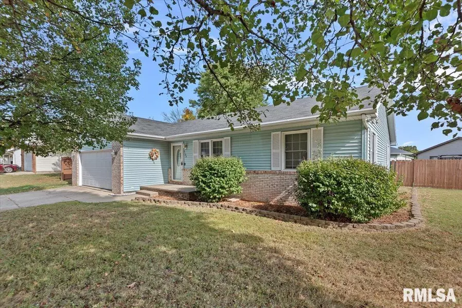 3100 Angelo ST, Springfield, IL 62707