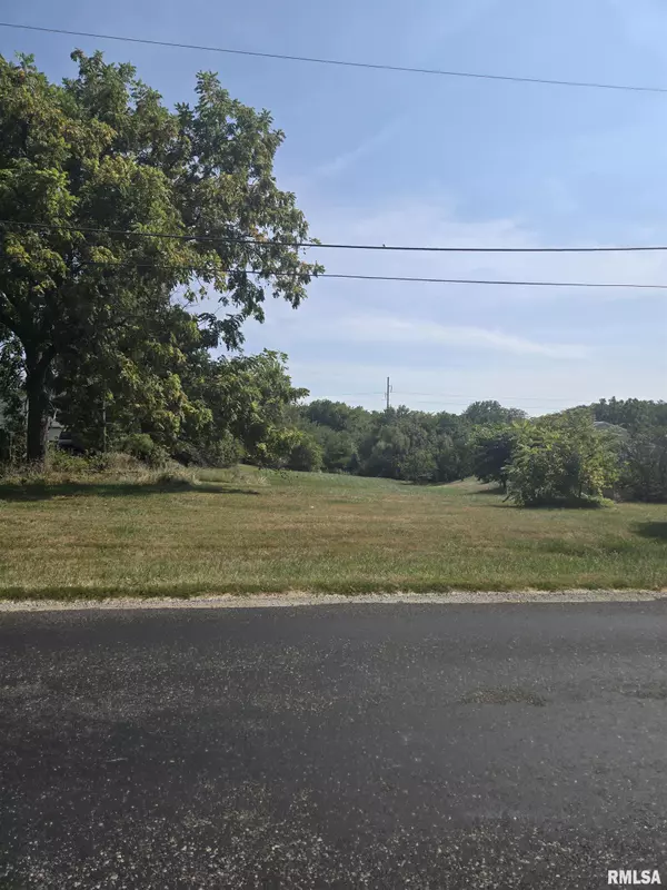 1038 N Koke Mill RD, Springfield, IL 62711