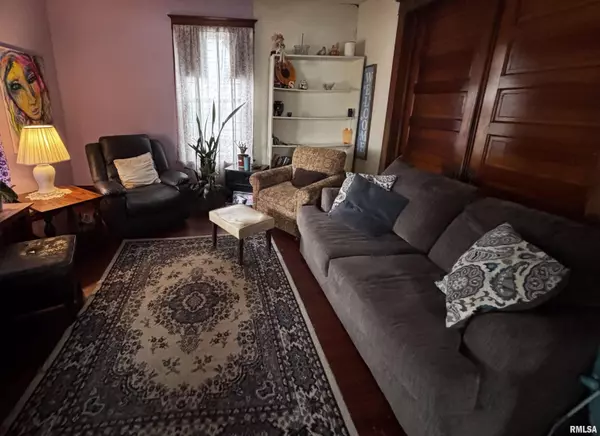 Galesburg, IL 61401,144 SUMNER ST