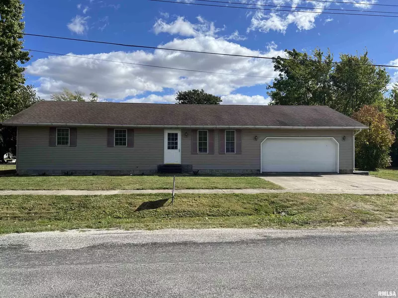 110 Wyatt ST, Franklin, IL 62638