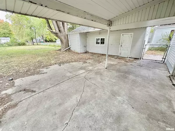 Galesburg, IL 61401,1460 BEECHER ST