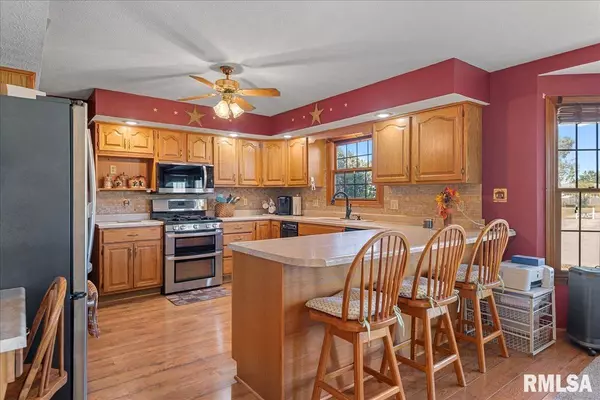 Sherman, IL 62684,121 Crown Point DR