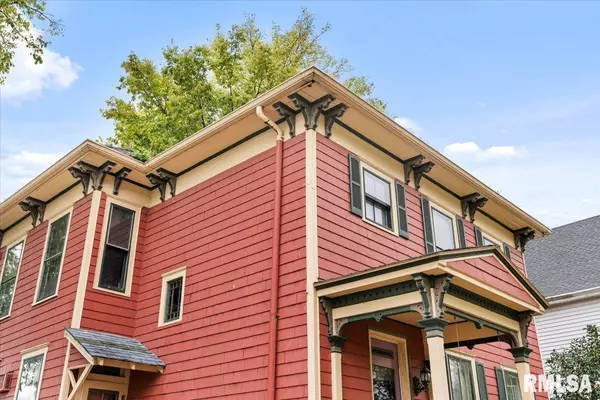 Springfield, IL 62703,810 E EDWARDS ST