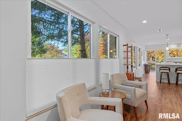 Springfield, IL 62704,21 Trailridge LN