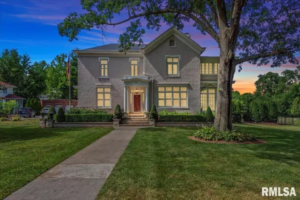 Jacksonville, IL 62650,1136 W STATE ST