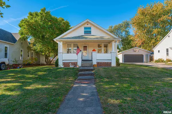 110 S GARDEN ST, Mt Pulaski, IL 62548