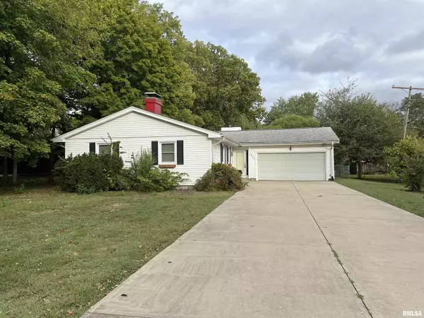 1434 S EAST ST, South Jacksonville, IL 62650