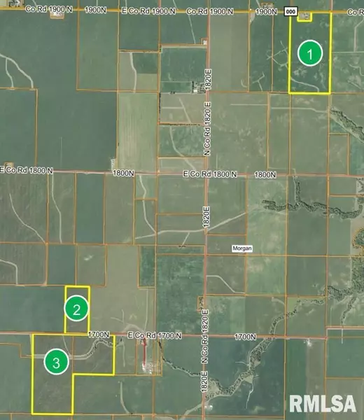 1900 N RD, Oakland, IL 61943