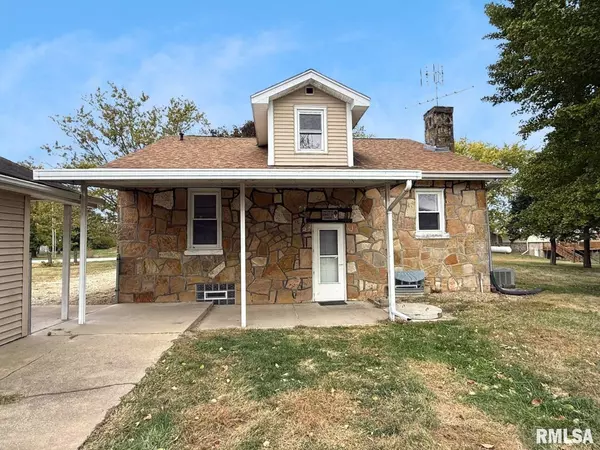 Dahinda, IL 61428,1951 US Hwy 150 E