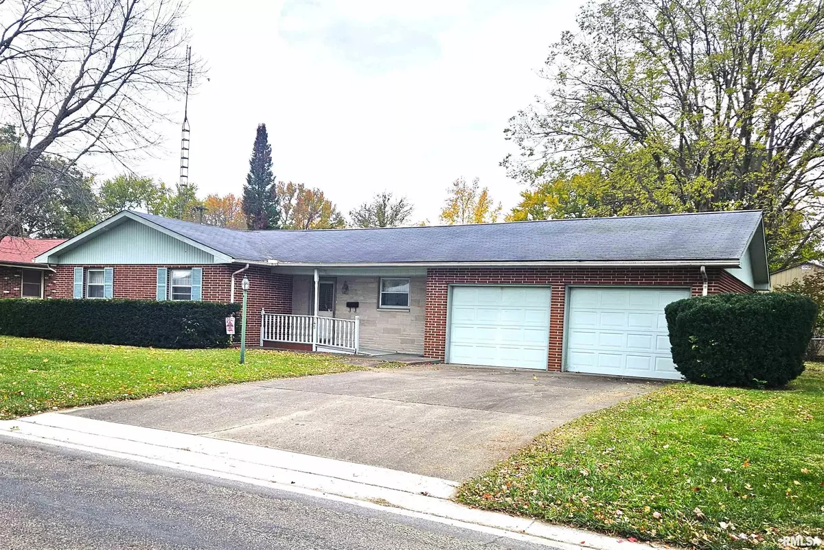 Lincoln, IL 62656,145 Half Moon ST