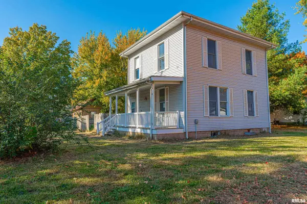 Lincoln, IL 62656,402 3RD ST