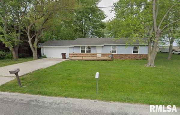 4635 Dickey John RD, Auburn, IL 62615