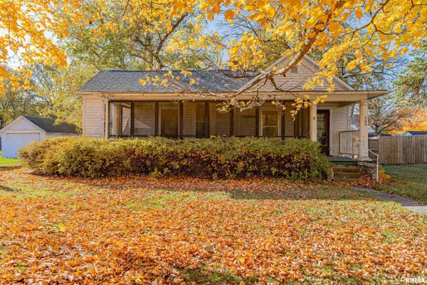 209 N MINIER AVE, Minier, IL 61759