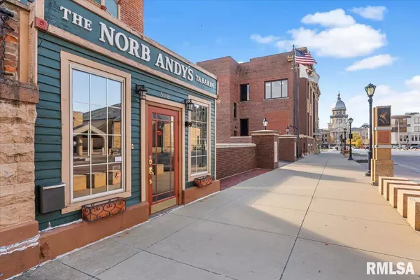 Springfield, IL 62701,518 E CAPITOL AVE