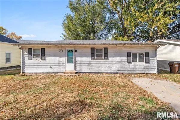 Edinburg, IL 62531,316 S CURTIS ST