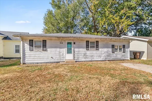 Edinburg, IL 62531,316 S CURTIS ST