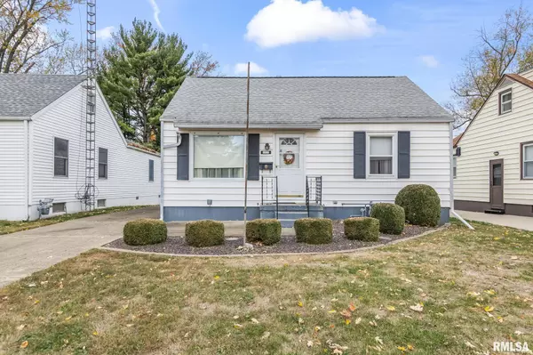 2937 S 3RD ST, Springfield, IL 62703