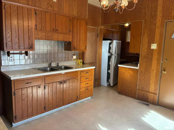 Quincy, IL 62301,1400 N 12TH ST