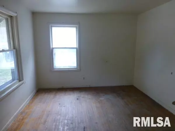 Springfield, IL 62704,2609 S Lowell AVE