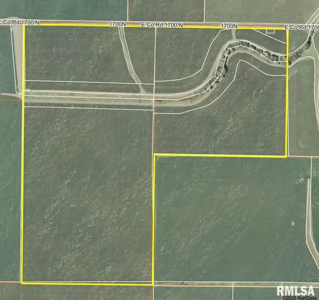 1700 N RD, Charleston, IL 61920