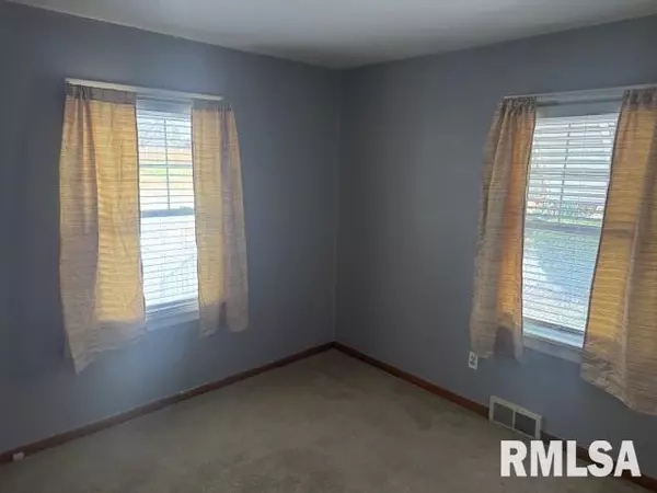 Quincy, IL 62301,1212 S 22ND ST