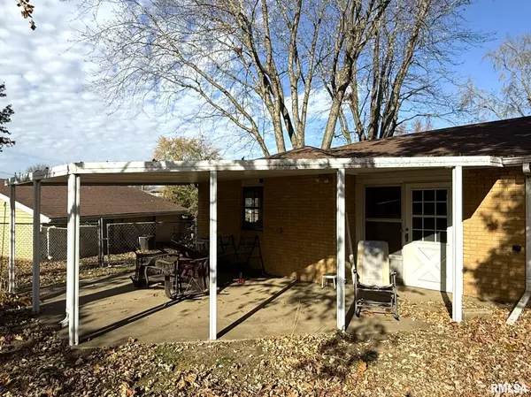 Galesburg, IL 61401,1548 W NORTH ST