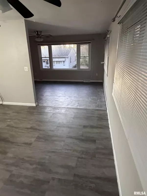 Decatur, IL 62521,1202 FLORIDA AVE