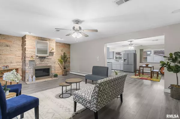 Springfield, IL 62702,2491 W WASHINGTON ST