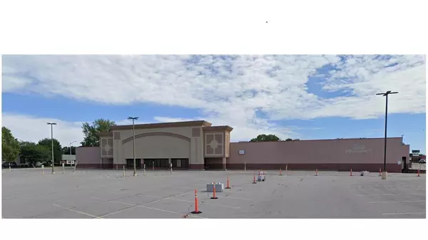 1755 WABASH AVE, Springfield, IL 62704