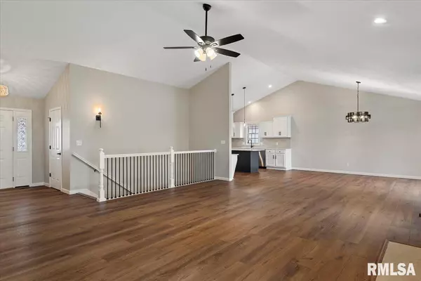 Springfield, IL 62711,4817 GREENBRIAR DR